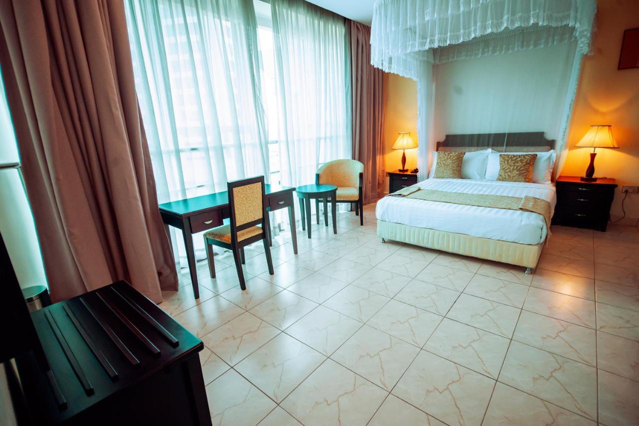 Koki Hotel คัมพาลา ภายนอก รูปภาพ