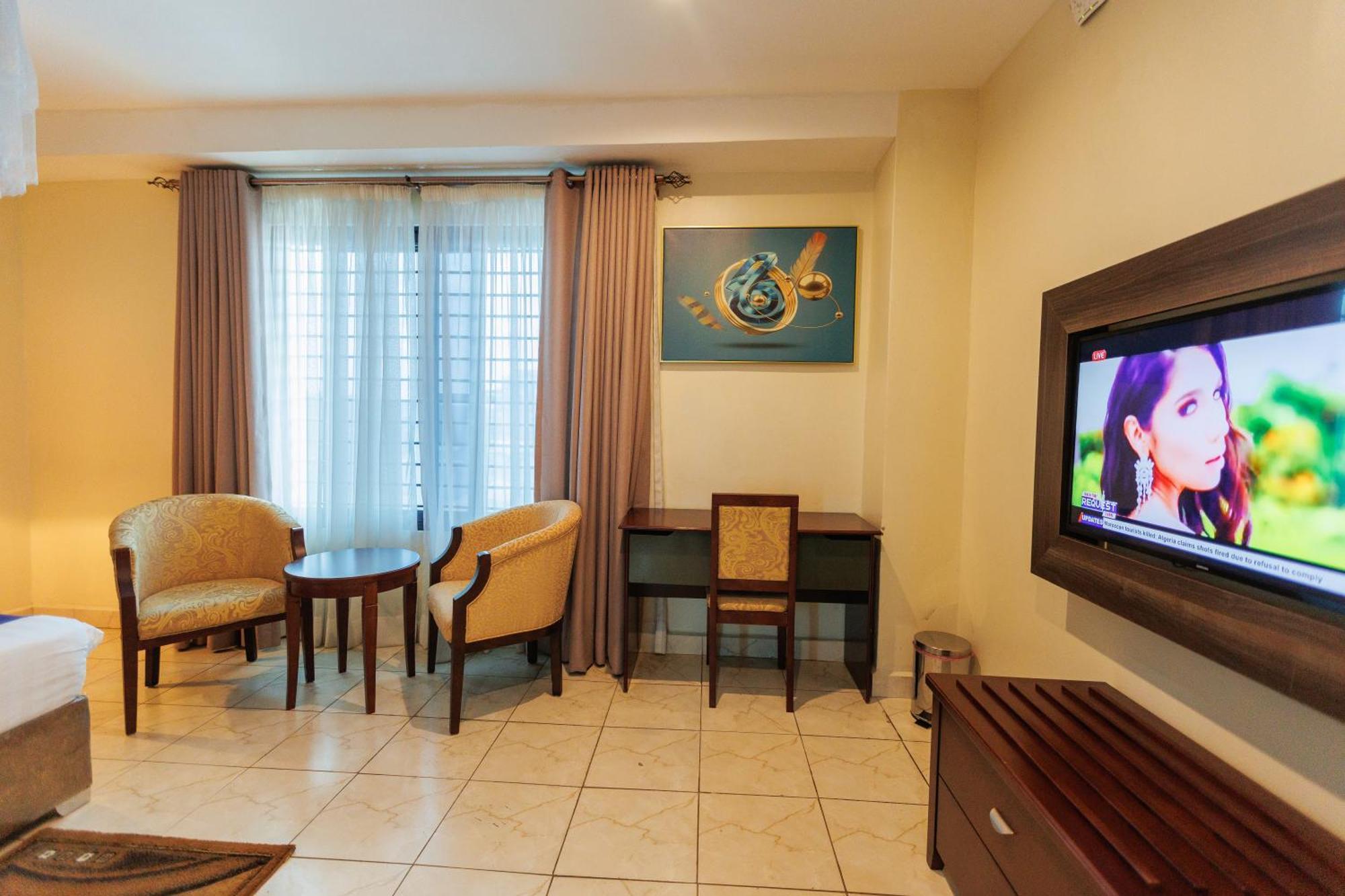 Koki Hotel คัมพาลา ภายนอก รูปภาพ