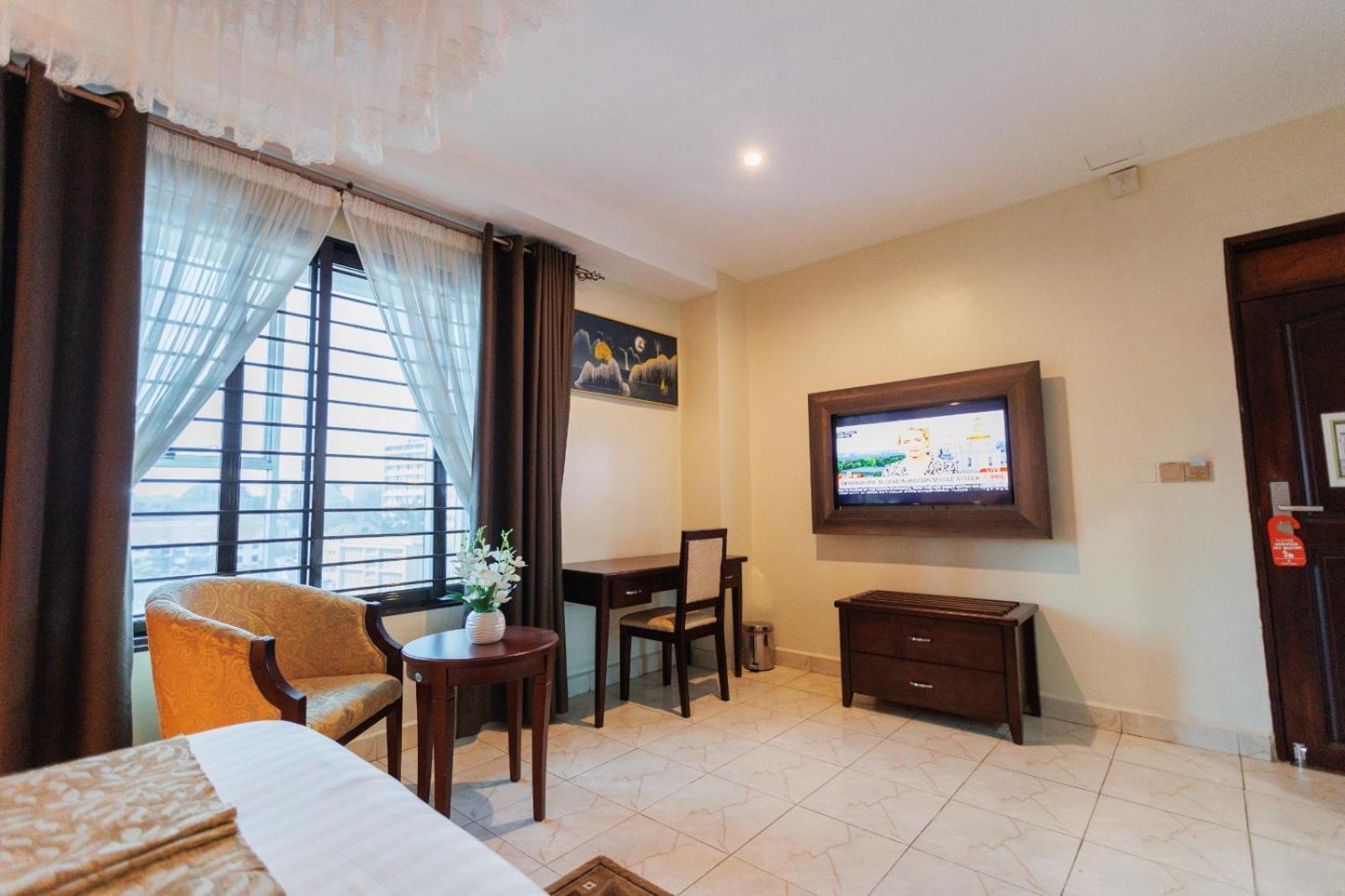 Koki Hotel คัมพาลา ภายนอก รูปภาพ