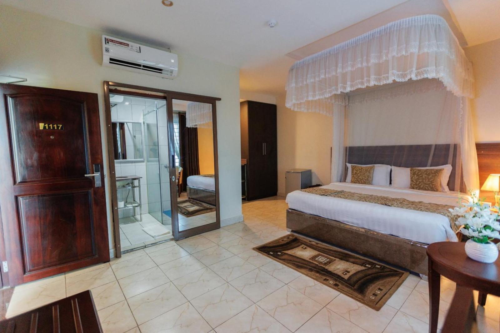 Koki Hotel คัมพาลา ภายนอก รูปภาพ