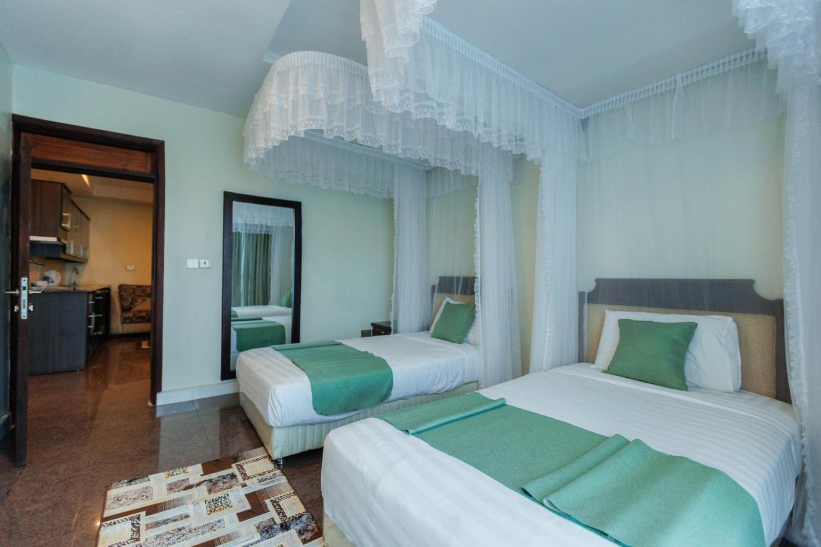 Koki Hotel คัมพาลา ภายนอก รูปภาพ