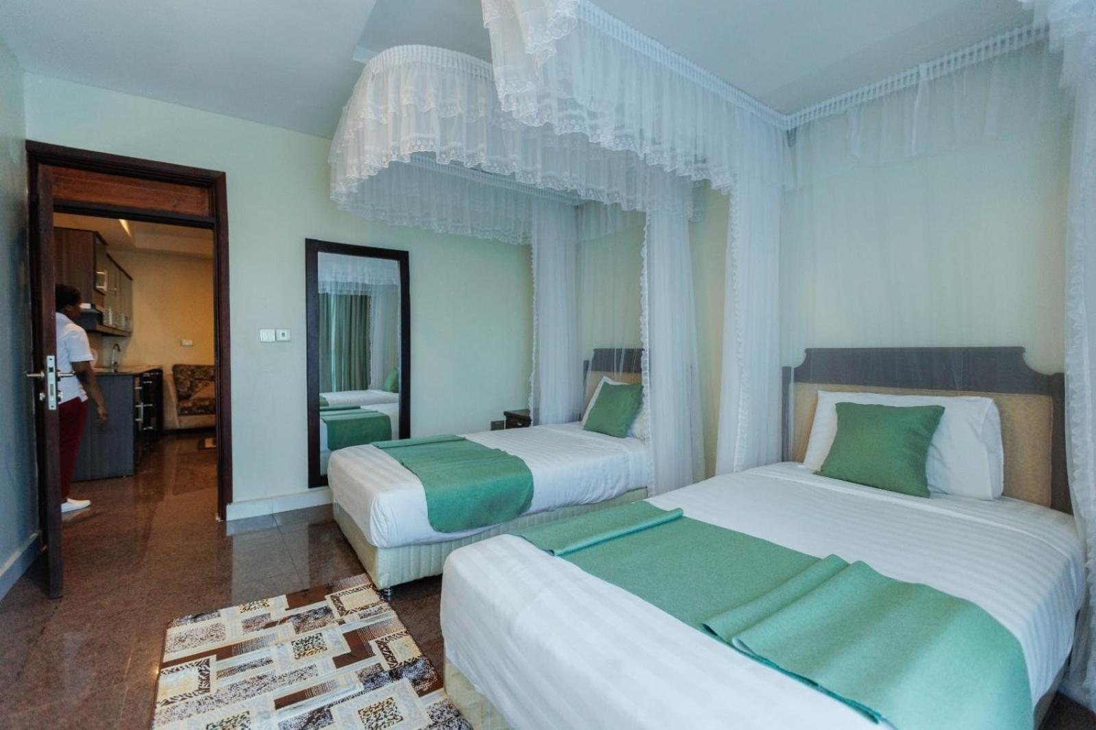 Koki Hotel คัมพาลา ภายนอก รูปภาพ
