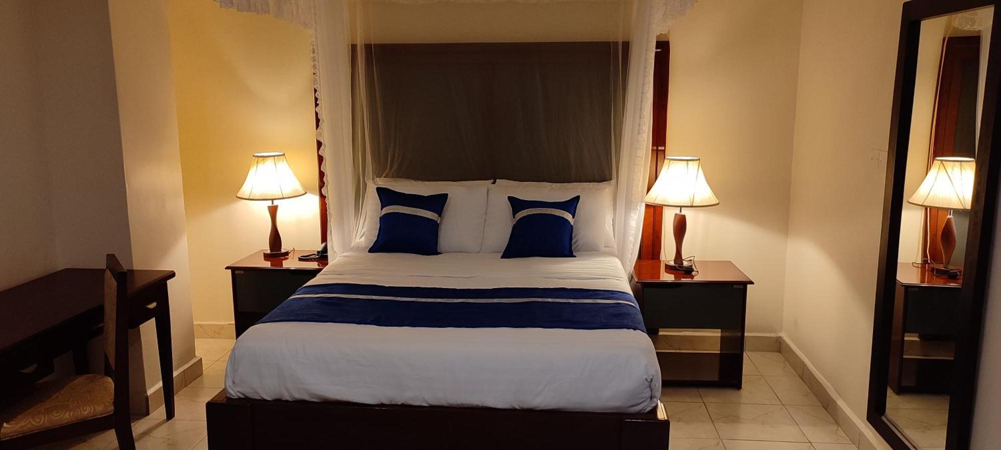 Koki Hotel คัมพาลา ภายนอก รูปภาพ