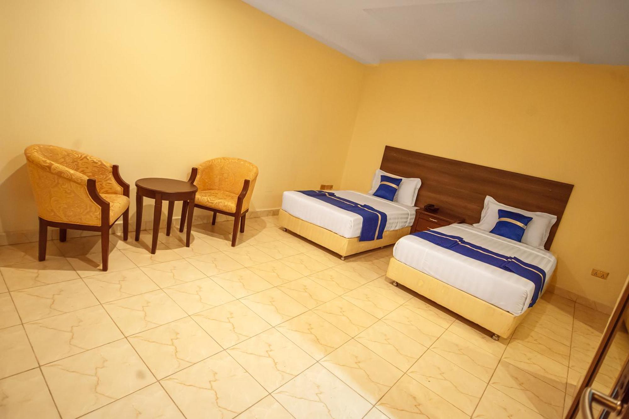 Koki Hotel คัมพาลา ห้อง รูปภาพ